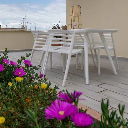 Apartment Ginevra In Rome